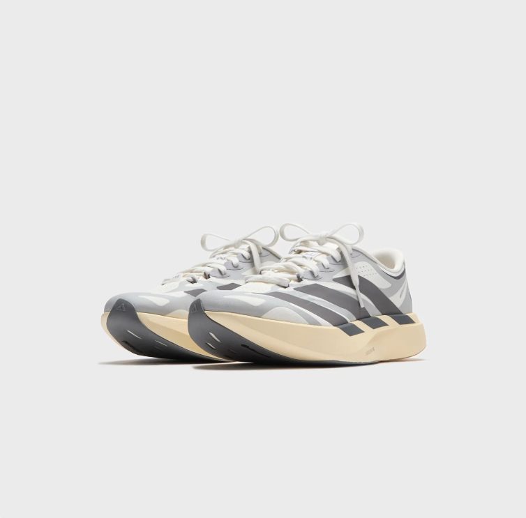 Adidas Running Shoe – Light Grey/Charcoal/Cream